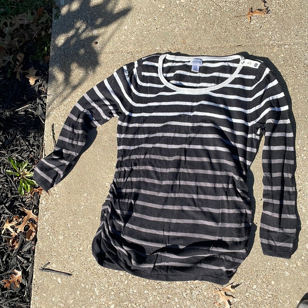 Motherhood Maternity Black/white/gray stripe sweater
